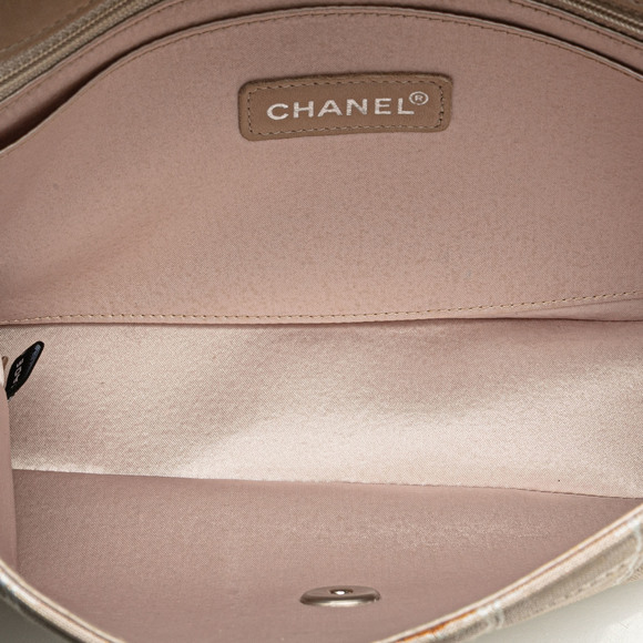 Pre-Loved Chanel Medium New Travel Line Nylon Single Flap - Picture 5 of 12